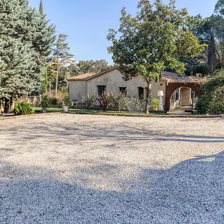 Aurea Villa *