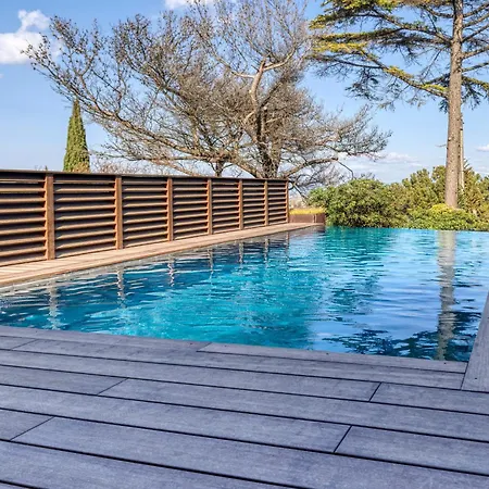 Aurea Villa *